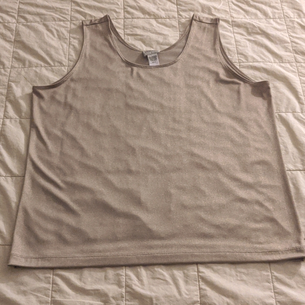 Chico's women's top NWOT!!